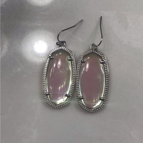 Kendra Scott Elle Iridescent Earrings in Silver - Picture 2 of 5